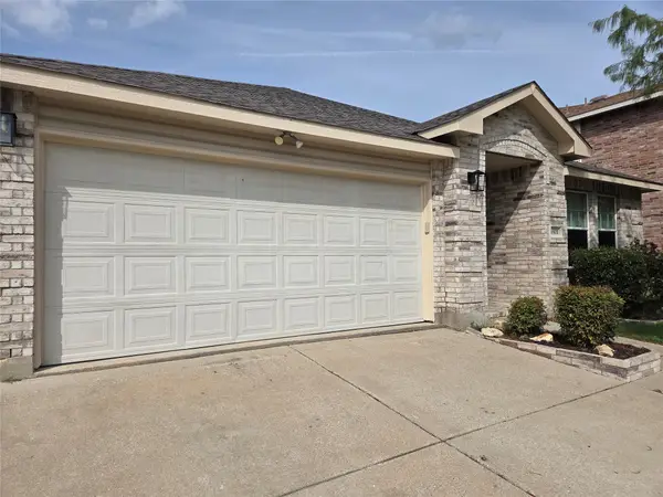 1901 Foxfield, Fort Worth, TX 76247