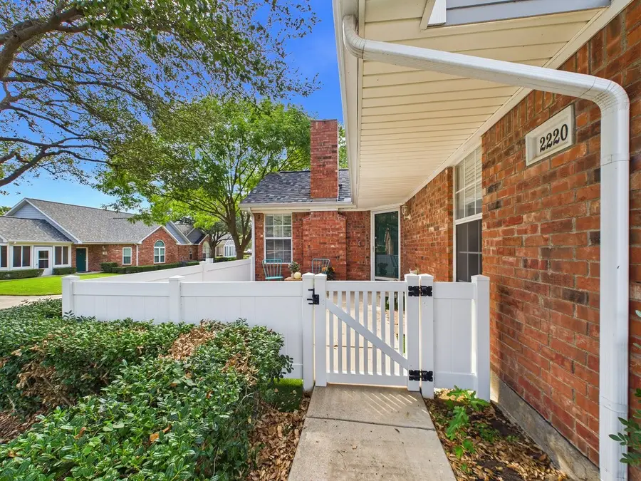 2220 Countryside Drive, Bedford, TX 76021 - #3