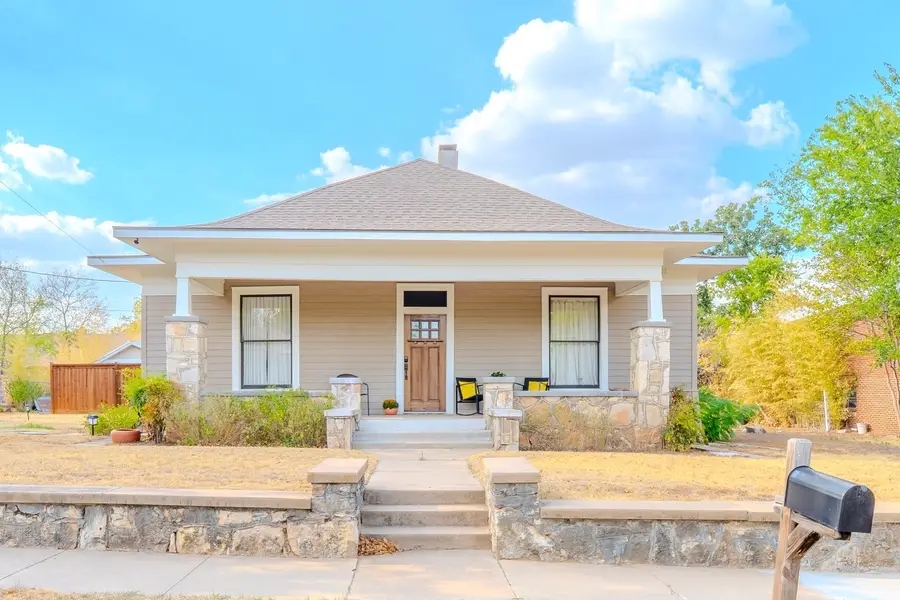 703 W College Street, Stephenville, TX 76401 - #2