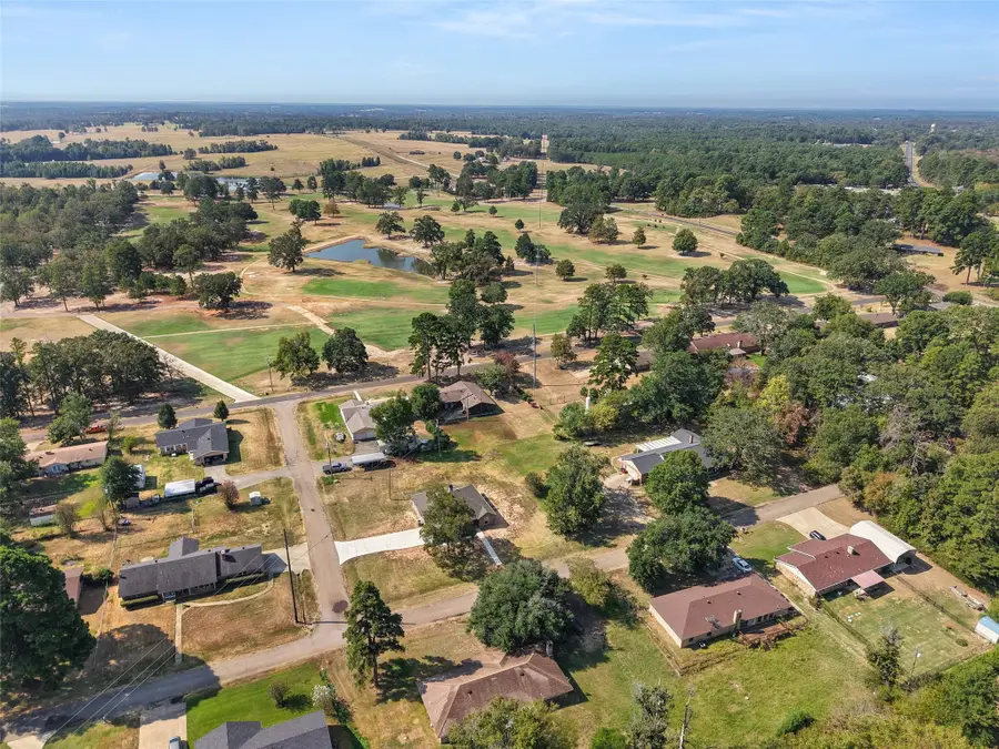 106 Royal Street, Gilmer, TX 75645 - #3