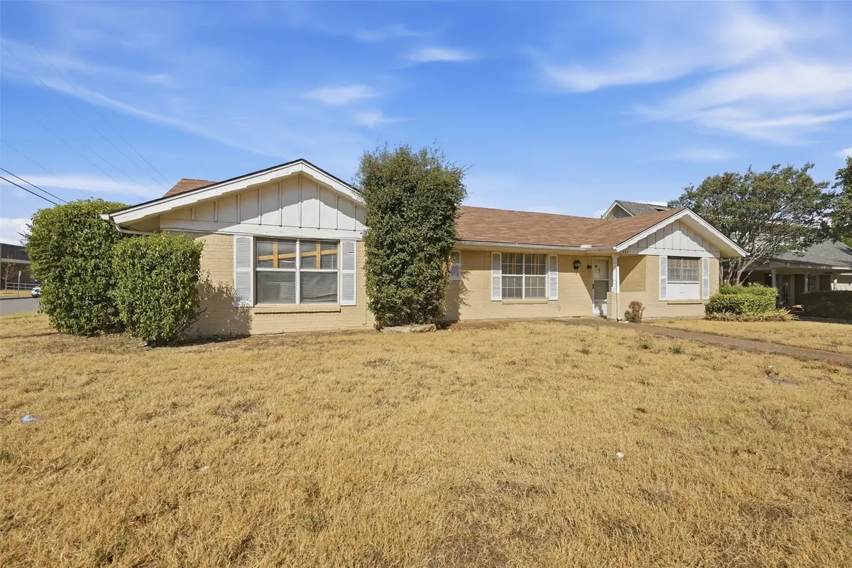 5682 Worrell Drive, Fort Worth, TX 76133 - #1