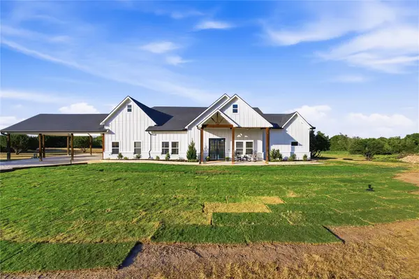 1045 Augustus Court, Rio Vista, TX 76093