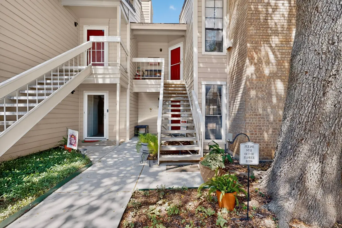 1909 Chasewood Circle #112, Arlington, TX 76011 - #1