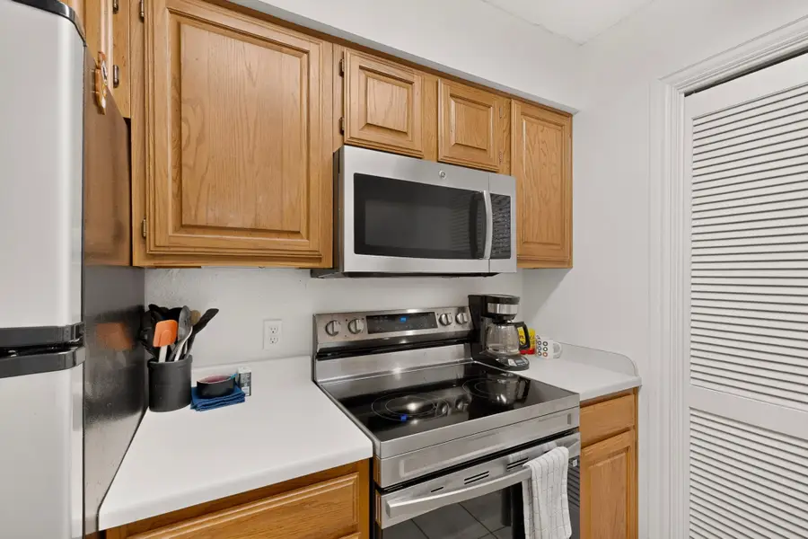 1909 Chasewood Circle #112, Arlington, TX 76011 - #3