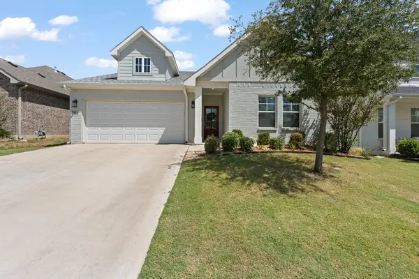 9812 Chaparral Pass, Fort Worth, TX 76126