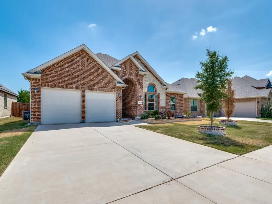 10623 Cherry Tree Way, Grand Prairie, TX 76065 - #2