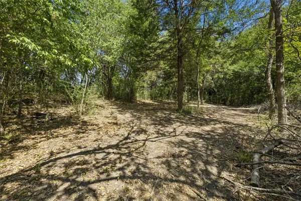 325 S Larkin Road, Sunnyvale, TX 75182