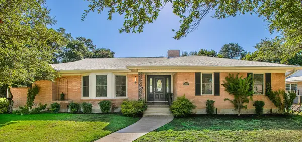 5220 Lake Charles Drive, Waco, TX 76710