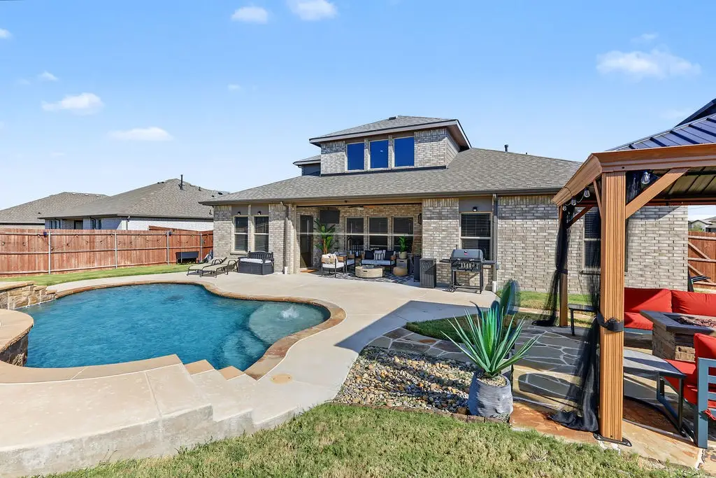1221 Boulder Drive, Cedar Hill, TX 75104 - #1