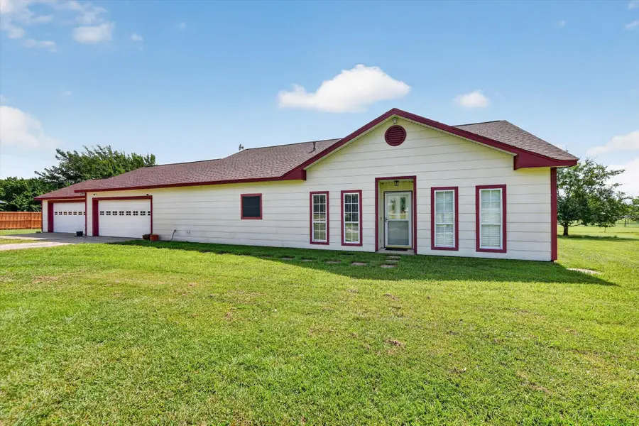 1958 Crockett Street, Sanger, TX 76266 - #2