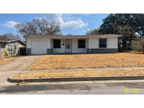4305 Carmel Avenue, Fort Worth, TX 76119