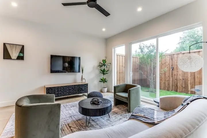 911-913 Muncie Avenue, Dallas, TX 75212 - #2