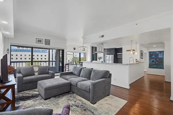3030 Mckinney Avenue #404, Dallas, TX 75204