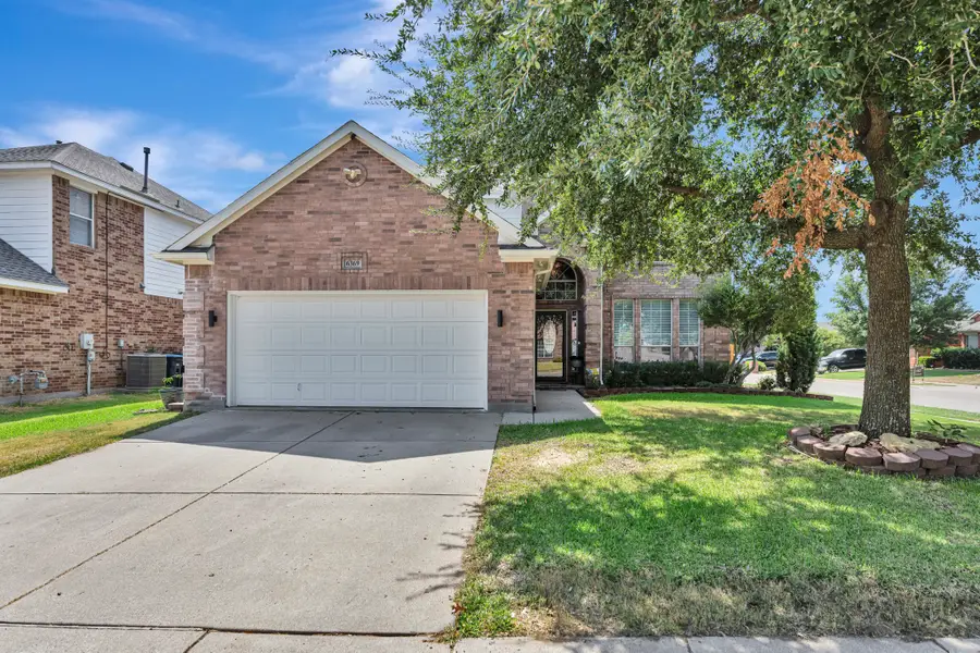 6369 Redeagle Creek Drive, Fort Worth, TX 76179 - #2