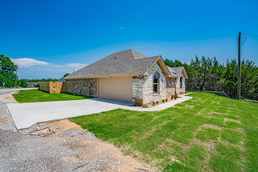 2600 Creek Drive, Granbury, TX 76048 - #3