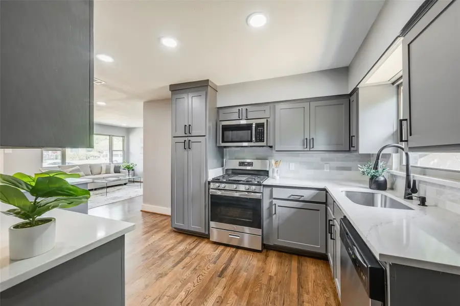 10864 Ruth Ann Drive, Dallas, TX 75228 - #3