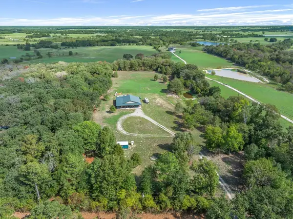 1109 Vz County Road 2303, Canton, TX 75103