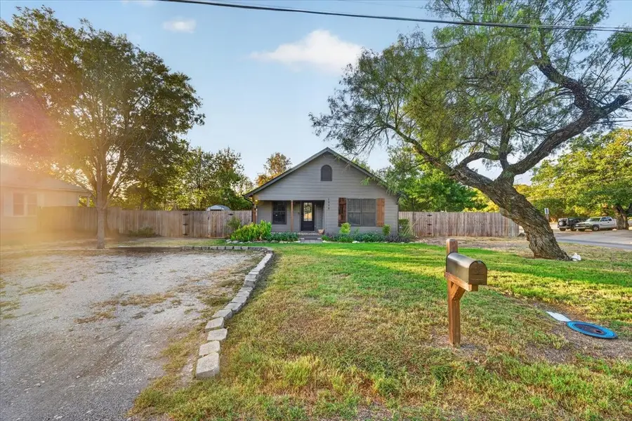 1090 Counts Street, Stephenville, TX 76401 - #2