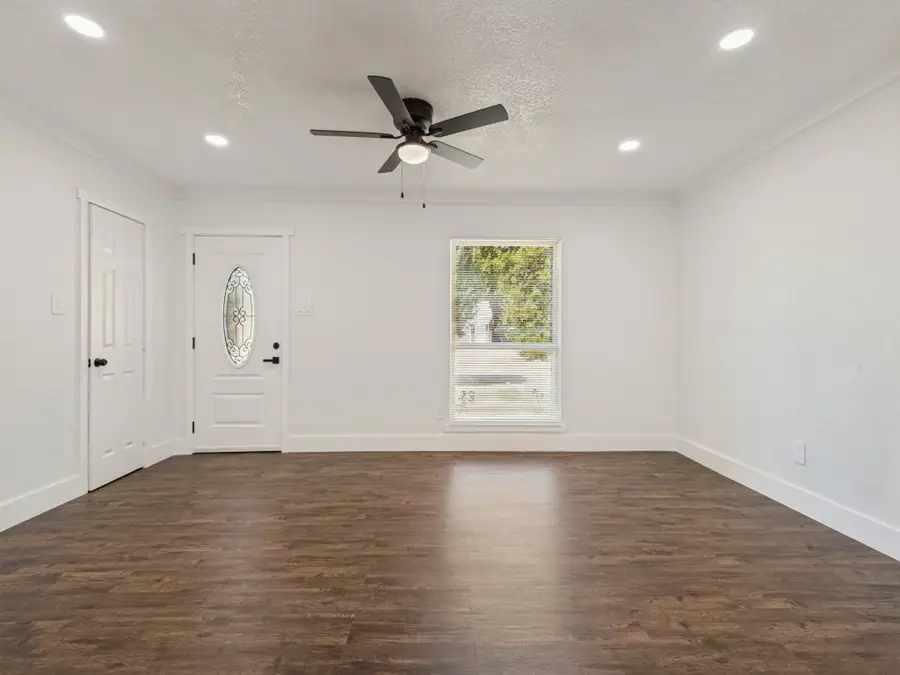 1528 Priscilla Lane, Irving, TX 75061 - #2