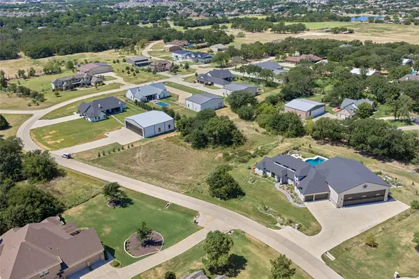 158 Hidden Valley Airpark, Shady Shores, TX 76208