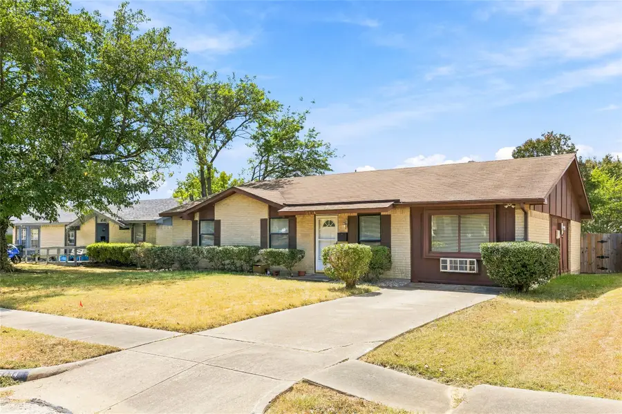 5434 Laredo Lane, Garland, TX 75043 - #2