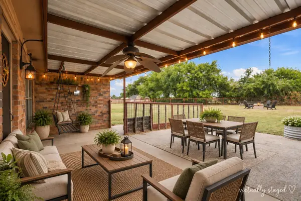 108 Chisolm Trail Court, Springtown, TX 76082