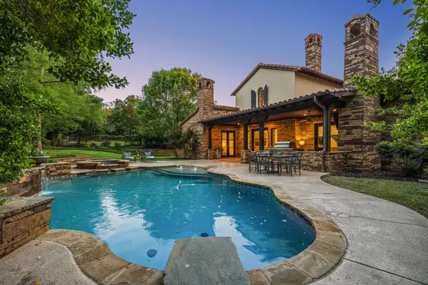 2215 King Fisher Drive, Westlake, TX 76262