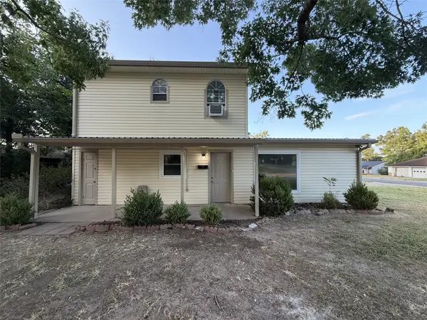 1405 Highland Avenue, Rockdale, TX 76567