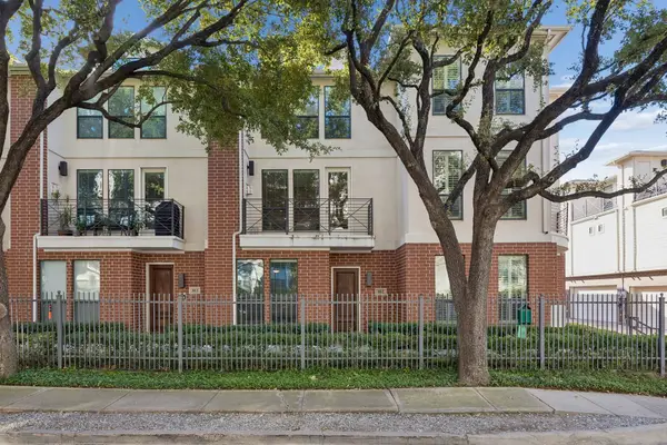 2606 Shelby Avenue #102, Dallas, TX 75219