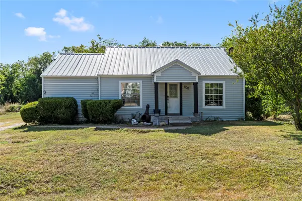 808 N Main Street, Kemp, TX 75143
