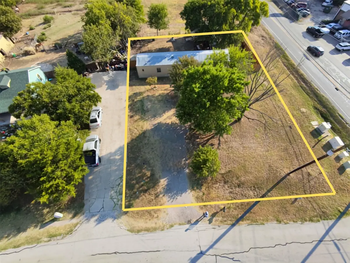 900 Stephie Ann Court, Arlington, TX 76002 - #1
