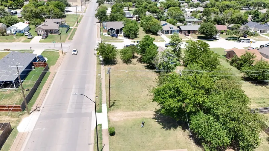 5637 Humbert Avenue, Fort Worth, TX 76107 - #2