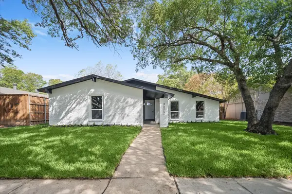 3225 Collins Boulevard, Garland, TX 75044