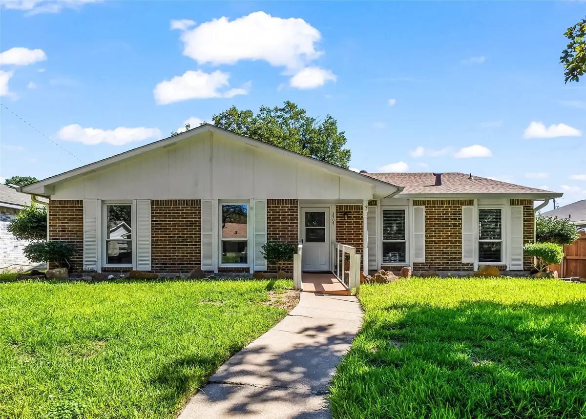 3505 S Columbine Lane, Grand Prairie, TX 75052 - #1