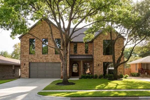 9217 Livenshire Drive, Dallas, TX 75238