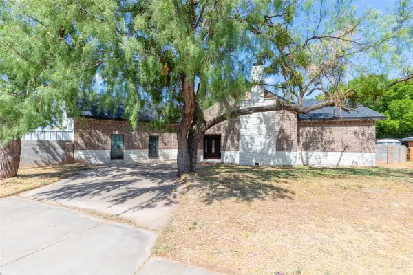 1394 S Pioneer Drive, Abilene, TX 79605