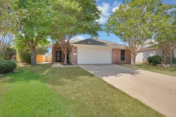 109 Goldeneye Lane, Fort Worth, TX 76120