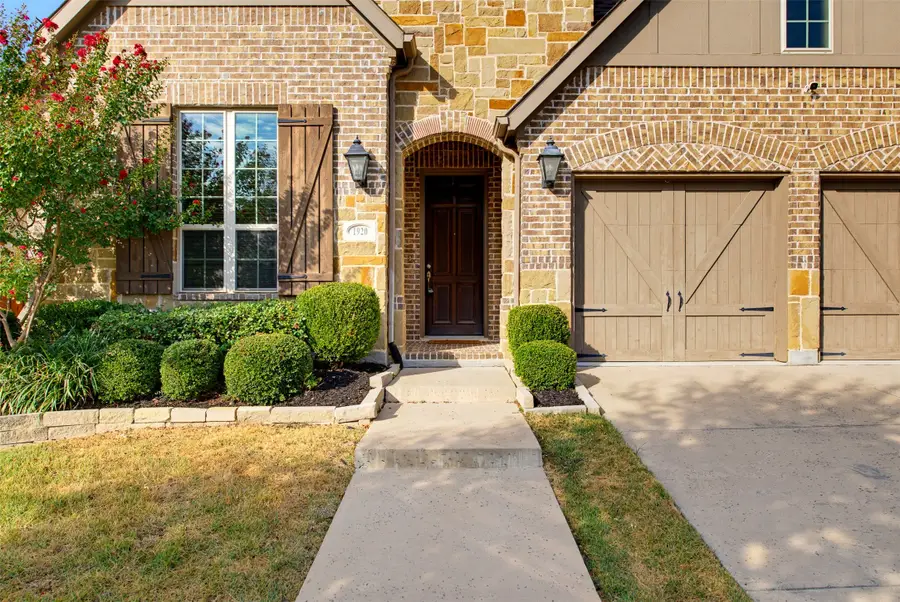 1920 Roundtree Circle E, Fort Worth, TX 76008 - #3