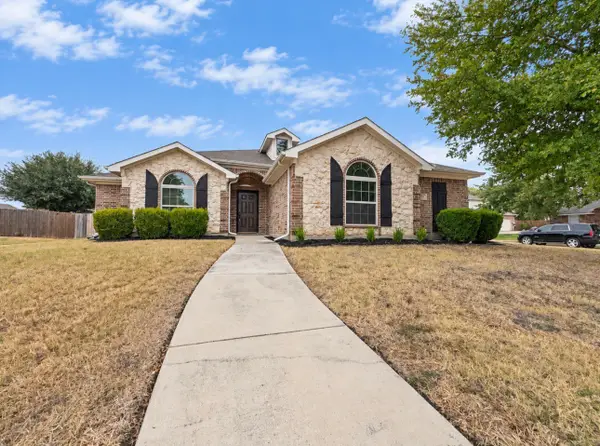 923 Grouse Road, Glenn Heights, TX 75154