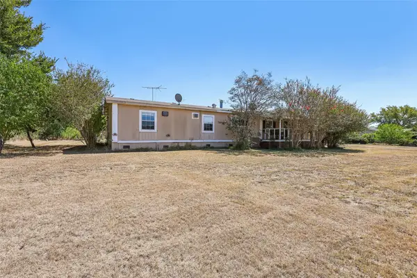 3393 Meadow Drive, Caddo Mills, TX 75135