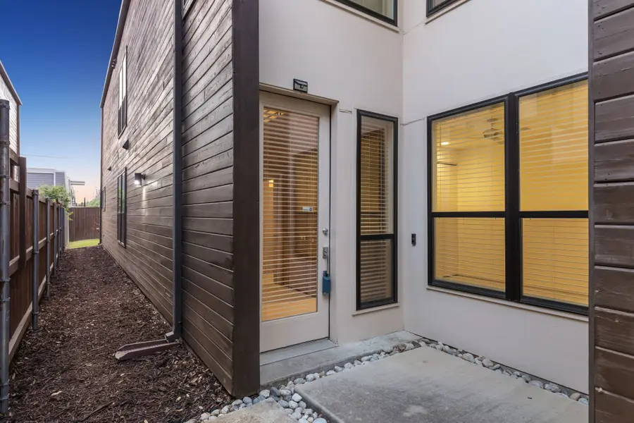 2913 Reagan Street, Dallas, TX 75219 - #3