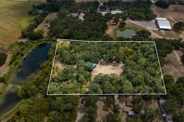 172 M Burton Street, Riesel, TX 76682