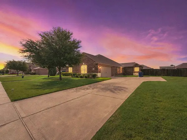 610 Milas Lane, Glenn Heights, TX 75154