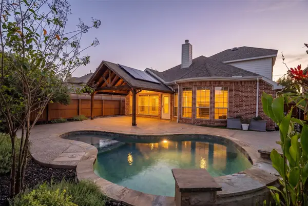 8748 Dayton Drive, Lantana, TX 76226