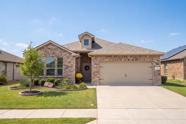 146 Hawksbill Lane, Rhome, TX 76078