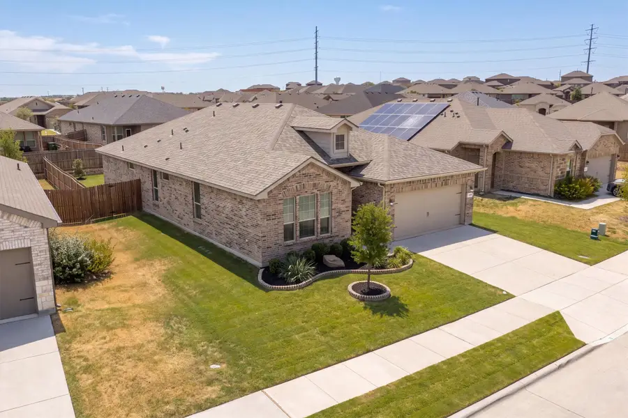146 Hawksbill Lane, Rhome, TX 76078 - #2