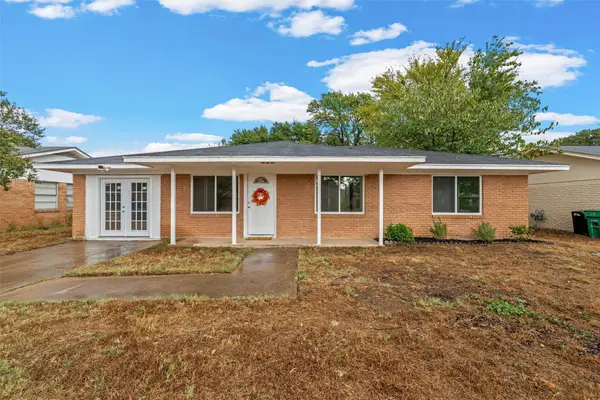 311 S Barbara Street, Lacy Lakeview, TX 76705
