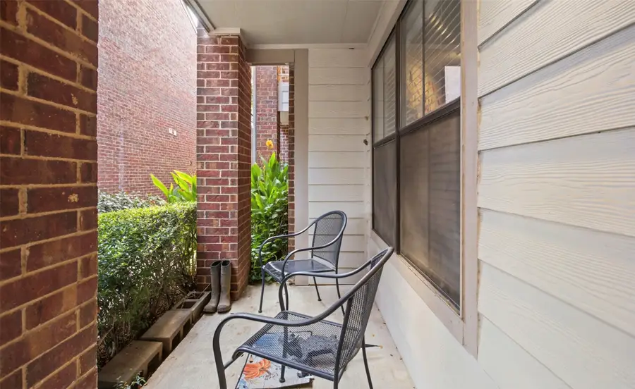3261 Donnelly Circle #706, Fort Worth, TX 76107 - #2