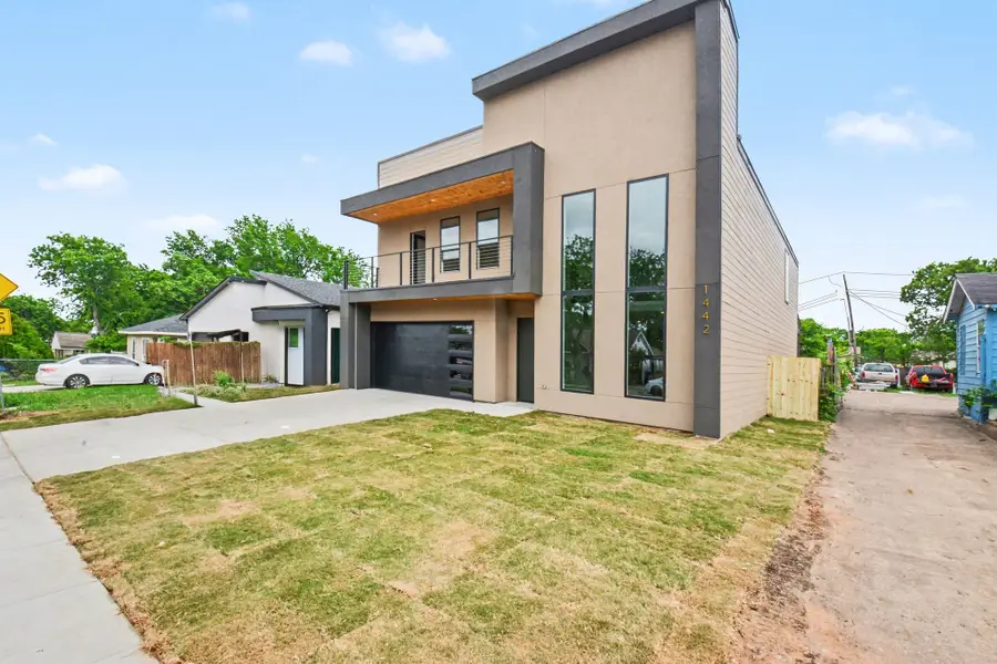 1442 Stella Avenue, Dallas, TX 75216 - #3