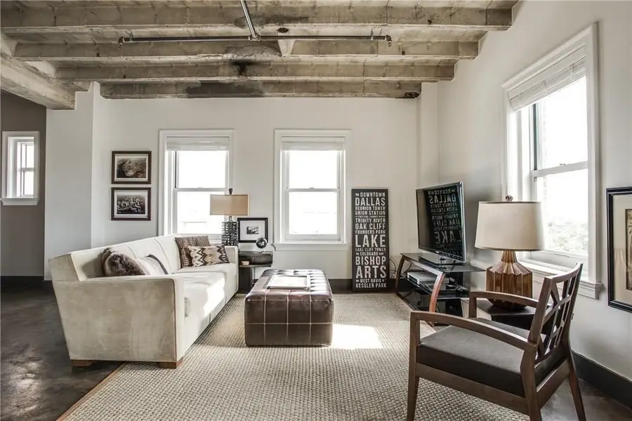 329 E Colorado Boulevard #501, Dallas, TX 75203 - #2